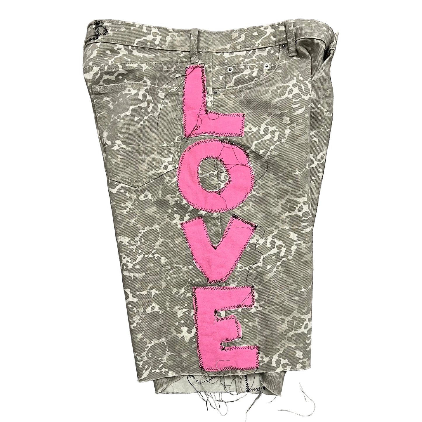 LW UNIVERSITY CAMO SHORTS