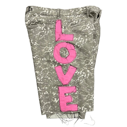LW UNIVERSITY CAMO SHORTS