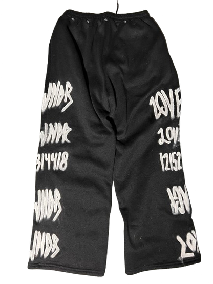 LW “MONOLOCKED” SWEATS