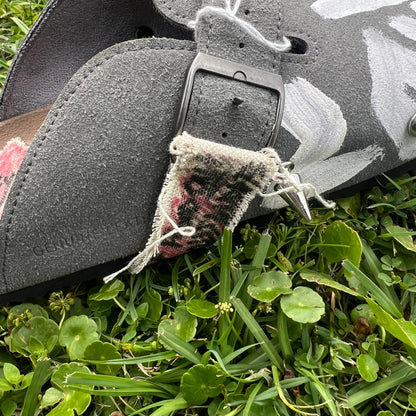 LW4L SPIKED CLOGS