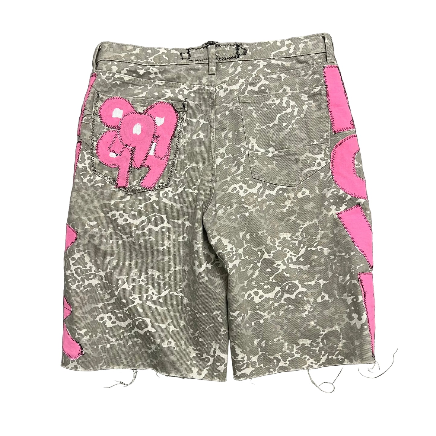 LW UNIVERSITY CAMO SHORTS